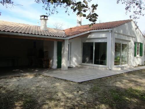 location vacances clion