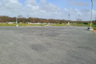 Aire pour camping-cars « Bois de pins » — photo 7