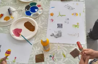 Atelier 4-6 ans : initiation à la gravure_Le Grand-Village-Plage