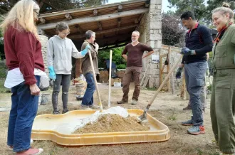Stage éco-construction - enduits et joints chaux-sable_Le Grand-Village-Plage