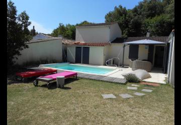 Terrasse avant avec piscine