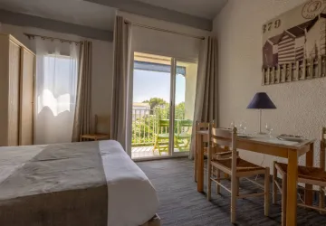 Logis Hôtel de la Plage_Saint-Pierre-d'Oléron