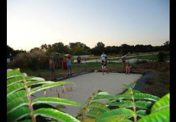 terrain de pétanque