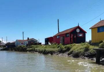 Cabanes de la Baudissière Cabanes de la Baudissière