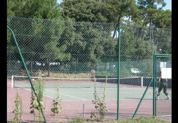 Location de tennis à Le Grand-Village-Plage