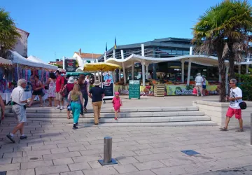 Forum des associations & auberge espagnole_Saint-Trojan-les-Bains